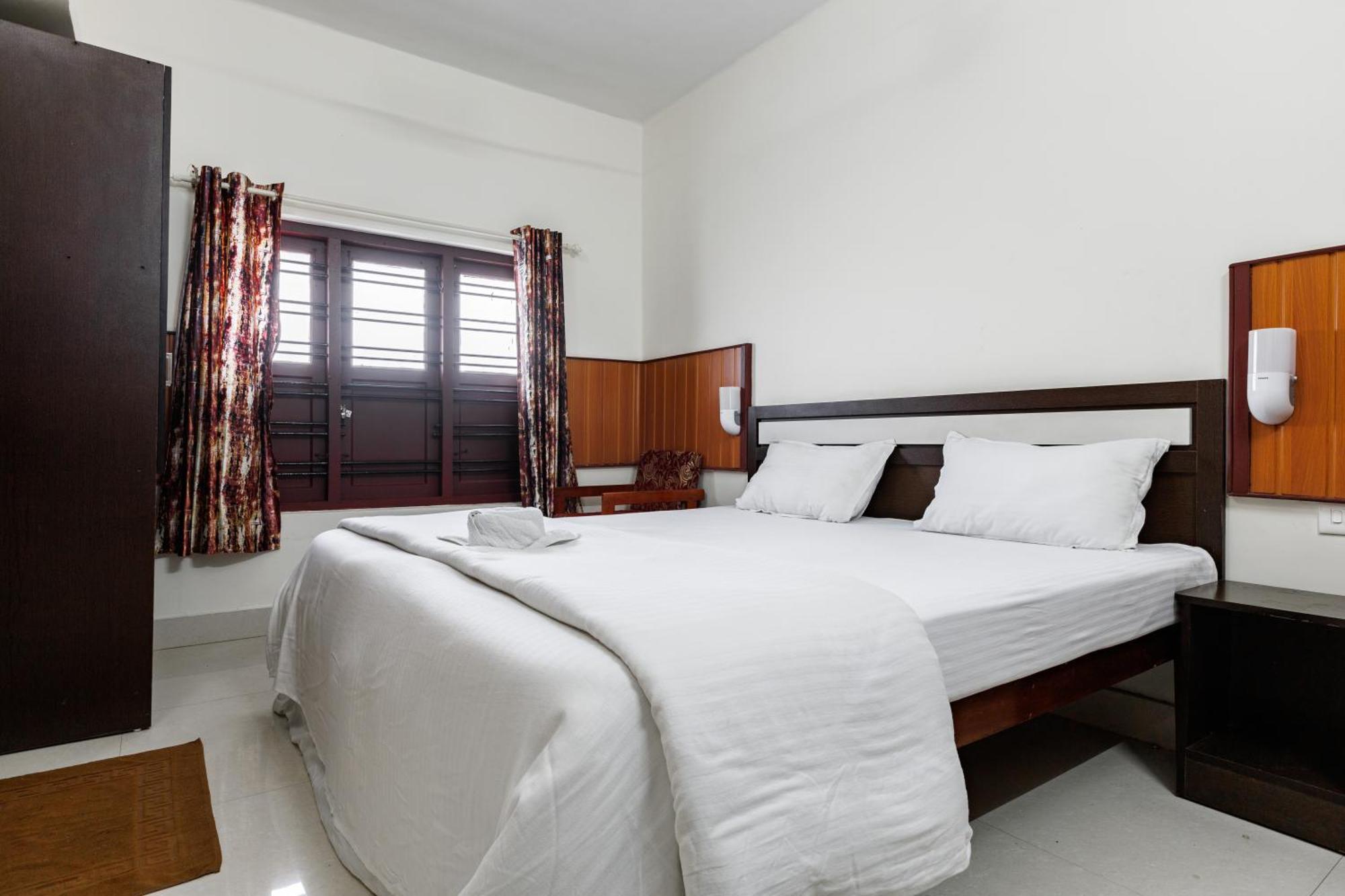 Paulson Park Hotel Kochi Exterior foto